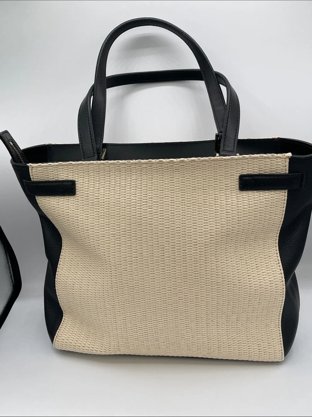 kate spade Natural Straw Houston Street Leo  Cream & Black Top-Handle Tote COA